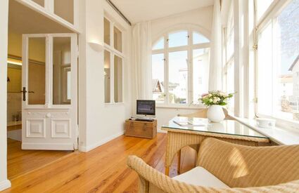 Villa Astrid, T1 Düsseldorf